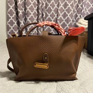 Elegant Brown Leather Handbag